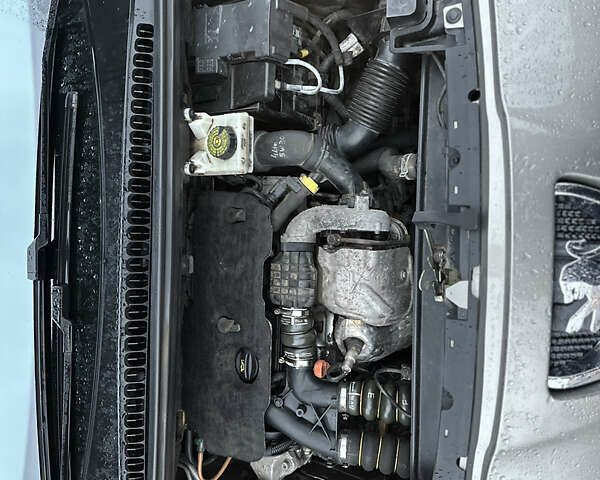 Бежевый Пежо 5008, объемом двигателя 1.6 л и пробегом 236 тыс. км за 8300 $, фото 56 на Automoto.ua