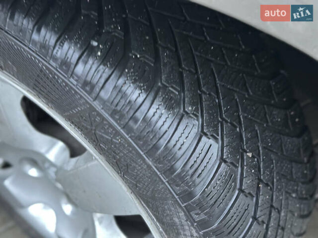 Бежевый Пежо 5008, объемом двигателя 1.6 л и пробегом 236 тыс. км за 8300 $, фото 16 на Automoto.ua