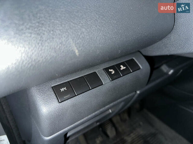 Бежевый Пежо 5008, объемом двигателя 1.6 л и пробегом 236 тыс. км за 8300 $, фото 50 на Automoto.ua