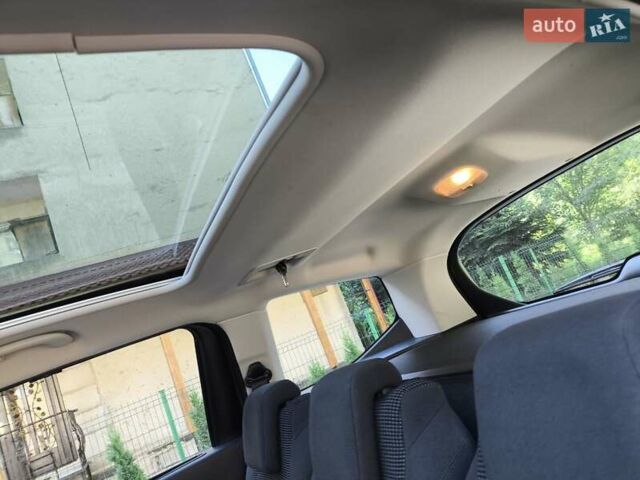 Пежо 5008 2012 в Калуше на Automoto.ua Бежевый Пежо 5008, объемом двигателя 1.6 л и пробегом 194 тыс. км за 7900 $, фото 15 на Automoto.ua