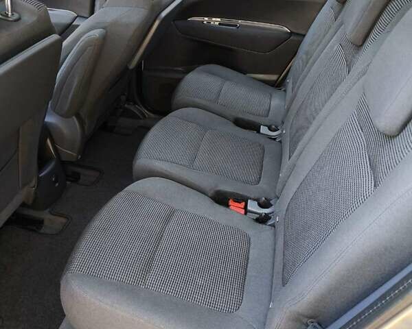 Пежо 5008 2012 в Калуше на Automoto.ua Бежевый Пежо 5008, объемом двигателя 1.6 л и пробегом 194 тыс. км за 7900 $, фото 16 на Automoto.ua