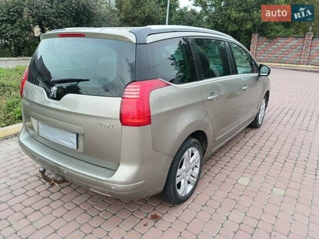 Бежевый Пежо 5008, объемом двигателя 1.6 л и пробегом 219 тыс. км за 6800 $, фото 4 на Automoto.ua