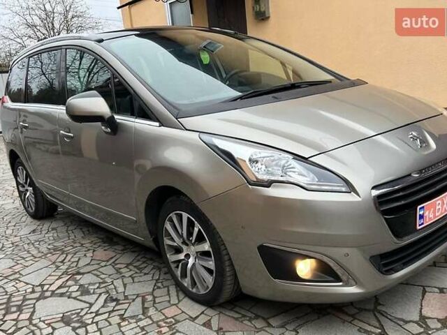 Бежевый Пежо 5008, объемом двигателя 0 л и пробегом 160 тыс. км за 11900 $, фото 2 на Automoto.ua
