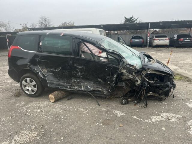 Черный Пежо 5008, объемом двигателя 2 л и пробегом 400 тыс. км за 2000 $, фото 6 на Automoto.ua