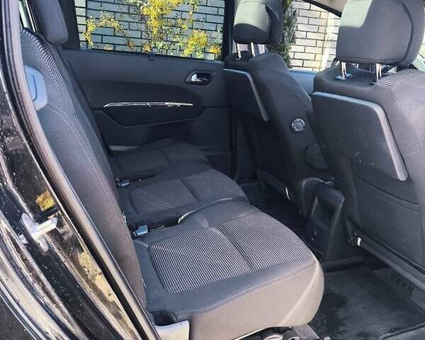 Чорний Пежо 5008, об'ємом двигуна 1.6 л та пробігом 245 тис. км за 7650 $, фото 1 на Automoto.ua