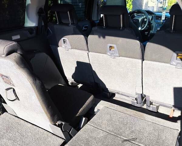 Чорний Пежо 5008, об'ємом двигуна 1.6 л та пробігом 245 тис. км за 7650 $, фото 2 на Automoto.ua