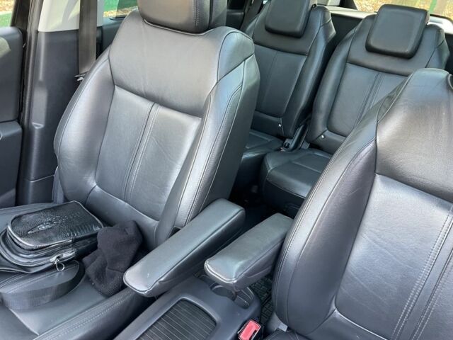 Черный Пежо 5008, объемом двигателя 1.6 л и пробегом 250 тыс. км за 6700 $, фото 5 на Automoto.ua