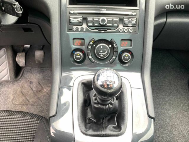 Чорний Пежо 5008, об'ємом двигуна 1.6 л та пробігом 177 тис. км за 8190 $, фото 28 на Automoto.ua