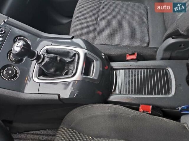 Чорний Пежо 5008, об'ємом двигуна 1.56 л та пробігом 250 тис. км за 6700 $, фото 23 на Automoto.ua