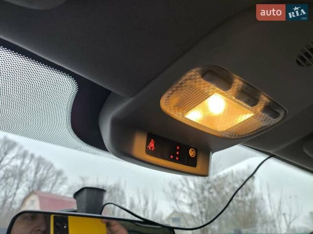 Чорний Пежо 5008, об'ємом двигуна 1.56 л та пробігом 250 тис. км за 6700 $, фото 26 на Automoto.ua