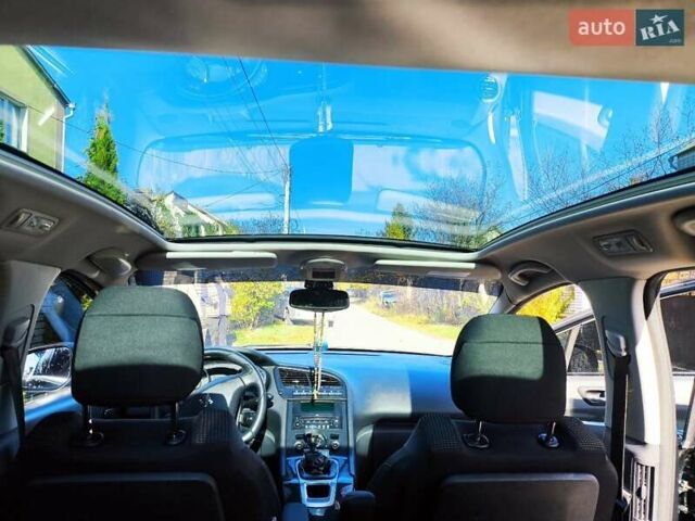 Чорний Пежо 5008, об'ємом двигуна 1.6 л та пробігом 245 тис. км за 7650 $, фото 4 на Automoto.ua