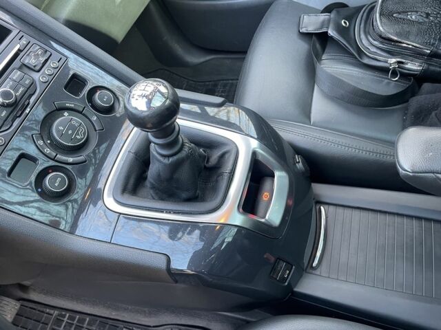 Черный Пежо 5008, объемом двигателя 1.6 л и пробегом 250 тыс. км за 6700 $, фото 17 на Automoto.ua