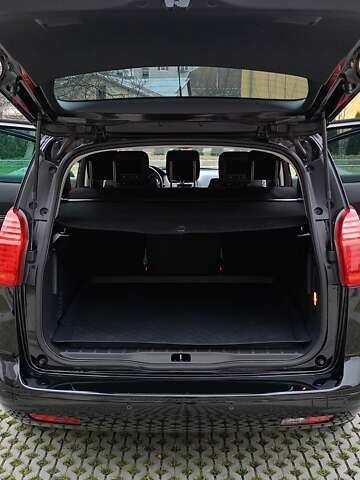 Черный Пежо 5008, объемом двигателя 1.56 л и пробегом 304 тыс. км за 8400 $, фото 23 на Automoto.ua