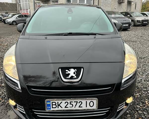 Черный Пежо 5008, объемом двигателя 1.6 л и пробегом 280 тыс. км за 7800 $, фото 2 на Automoto.ua