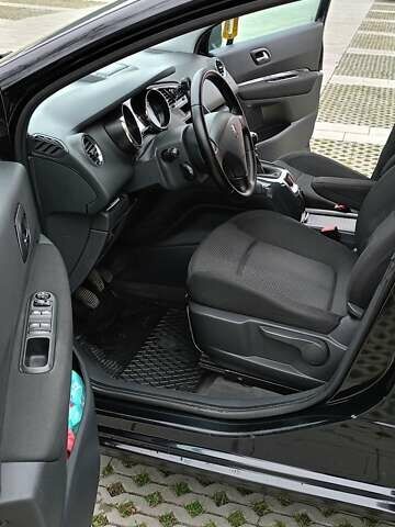 Черный Пежо 5008, объемом двигателя 1.56 л и пробегом 304 тыс. км за 8400 $, фото 14 на Automoto.ua