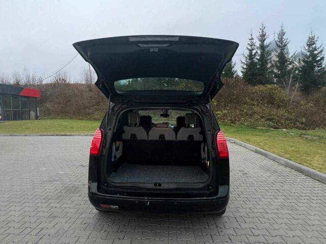 Черный Пежо 5008, объемом двигателя 2 л и пробегом 245 тыс. км за 7739 $, фото 7 на Automoto.ua