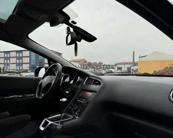 Черный Пежо 5008, объемом двигателя 1.56 л и пробегом 305 тыс. км за 6350 $, фото 32 на Automoto.ua