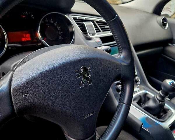 Пежо 5008 2010 у Хмельницькому на Automoto.ua Чорний Пежо 5008, об'ємом двигуна 1.6 л та пробігом 186 тис. км за 7000 $, фото 11 на Automoto.ua