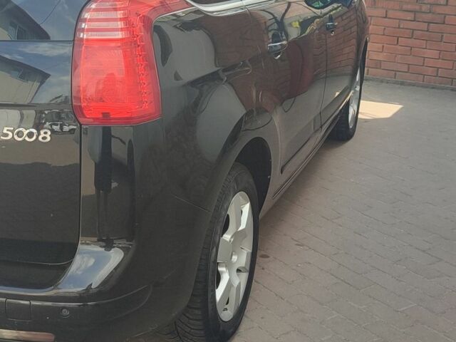 Чорний Пежо 5008, об'ємом двигуна 1.6 л та пробігом 170 тис. км за 6300 $, фото 3 на Automoto.ua