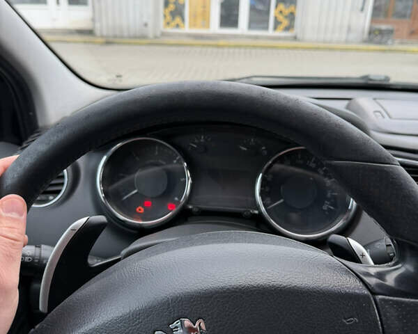 Черный Пежо 5008, объемом двигателя 1.56 л и пробегом 270 тыс. км за 4999 $, фото 31 на Automoto.ua