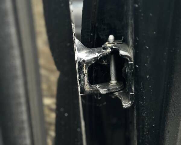 Чорний Пежо 5008, об'ємом двигуна 1.6 л та пробігом 200 тис. км за 4999 $, фото 81 на Automoto.ua