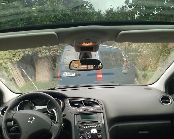 Черный Пежо 5008, объемом двигателя 1.6 л и пробегом 240 тыс. км за 8500 $, фото 4 на Automoto.ua