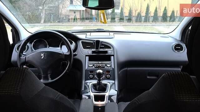 Черный Пежо 5008, объемом двигателя 1.56 л и пробегом 304 тыс. км за 8400 $, фото 26 на Automoto.ua