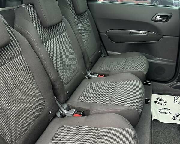 Черный Пежо 5008, объемом двигателя 1.6 л и пробегом 269 тыс. км за 7200 $, фото 19 на Automoto.ua