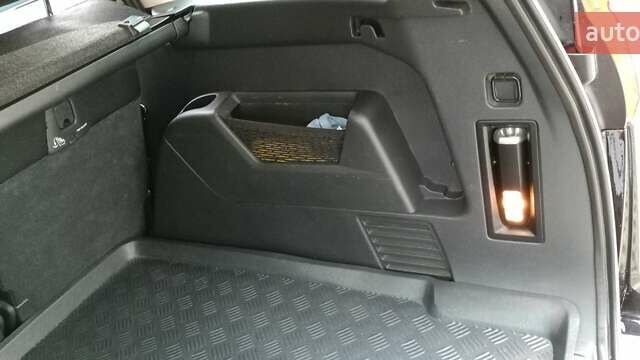 Черный Пежо 5008, объемом двигателя 1.56 л и пробегом 304 тыс. км за 8400 $, фото 24 на Automoto.ua