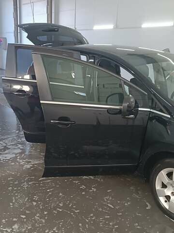 Чорний Пежо 5008, об'ємом двигуна 1.6 л та пробігом 165 тис. км за 8000 $, фото 4 на Automoto.ua