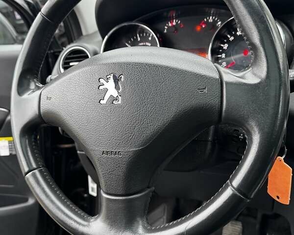Чорний Пежо 5008, об'ємом двигуна 1.6 л та пробігом 200 тис. км за 4999 $, фото 66 на Automoto.ua