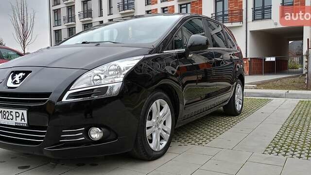 Черный Пежо 5008, объемом двигателя 1.56 л и пробегом 304 тыс. км за 8400 $, фото 11 на Automoto.ua