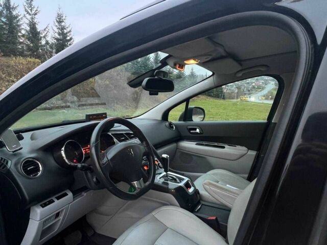 Черный Пежо 5008, объемом двигателя 2 л и пробегом 245 тыс. км за 7739 $, фото 16 на Automoto.ua