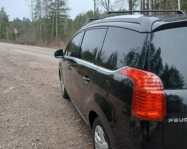Черный Пежо 5008, объемом двигателя 1.56 л и пробегом 123 тыс. км за 7650 $, фото 4 на Automoto.ua