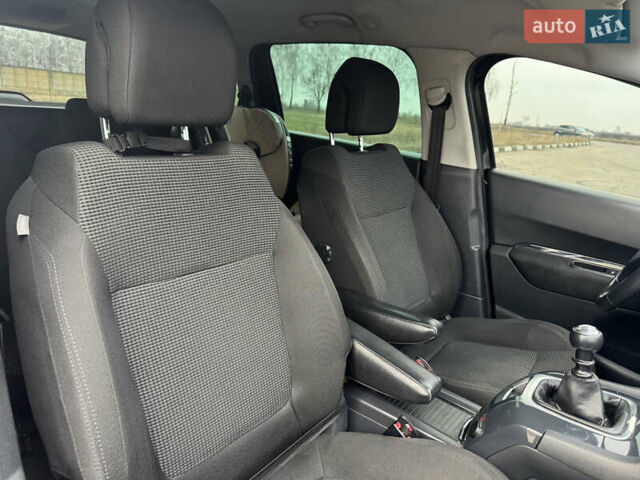 Черный Пежо 5008, объемом двигателя 1.56 л и пробегом 356 тыс. км за 8199 $, фото 21 на Automoto.ua