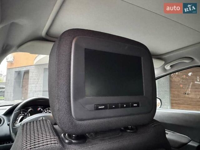 Чорний Пежо 5008, об'ємом двигуна 1.56 л та пробігом 208 тис. км за 8300 $, фото 58 на Automoto.ua