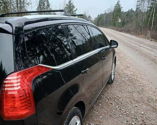 Черный Пежо 5008, объемом двигателя 1.56 л и пробегом 123 тыс. км за 7650 $, фото 5 на Automoto.ua