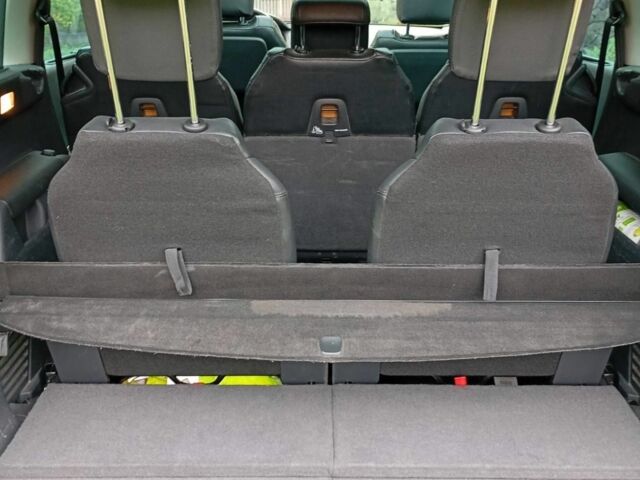 Черный Пежо 5008, объемом двигателя 0 л и пробегом 219 тыс. км за 7300 $, фото 7 на Automoto.ua