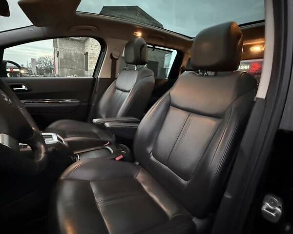 Черный Пежо 5008, объемом двигателя 1.6 л и пробегом 157 тыс. км за 8700 $, фото 15 на Automoto.ua