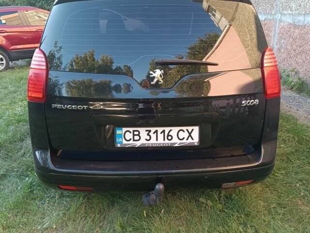Чорний Пежо 5008, об'ємом двигуна 1.6 л та пробігом 189 тис. км за 7500 $, фото 2 на Automoto.ua