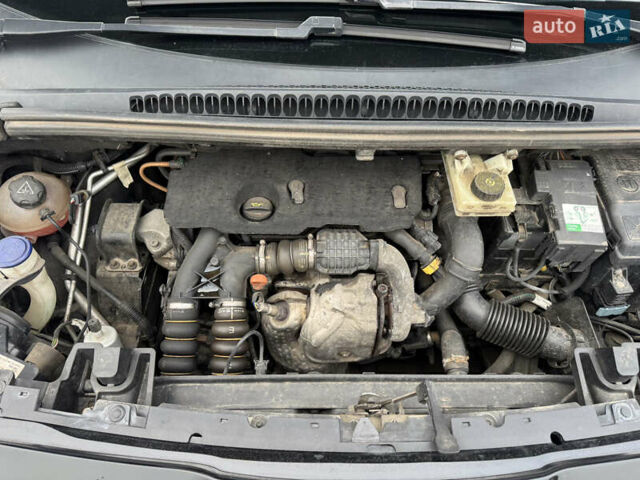 Черный Пежо 5008, объемом двигателя 1.56 л и пробегом 356 тыс. км за 8199 $, фото 17 на Automoto.ua