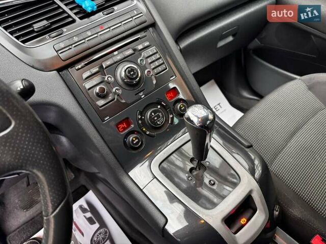 Чорний Пежо 5008, об'ємом двигуна 1.56 л та пробігом 208 тис. км за 8300 $, фото 41 на Automoto.ua