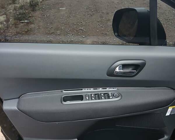 Черный Пежо 5008, объемом двигателя 1.56 л и пробегом 123 тыс. км за 7650 $, фото 25 на Automoto.ua