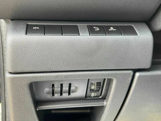 Черный Пежо 5008, объемом двигателя 2 л и пробегом 221 тыс. км за 9300 $, фото 13 на Automoto.ua