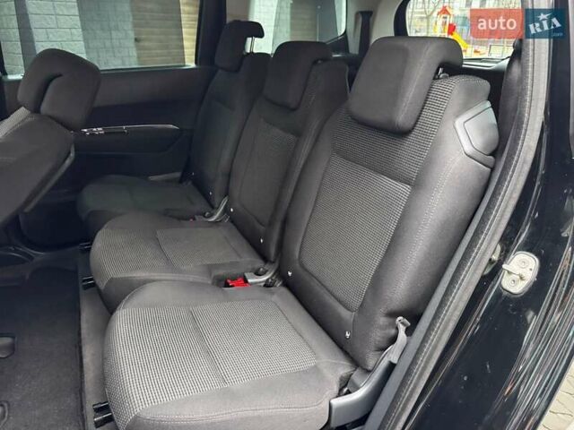 Чорний Пежо 5008, об'ємом двигуна 1.56 л та пробігом 208 тис. км за 8300 $, фото 54 на Automoto.ua