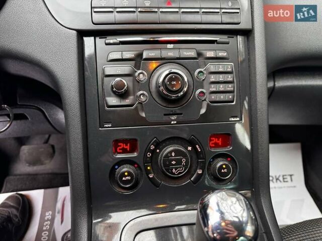 Чорний Пежо 5008, об'ємом двигуна 1.56 л та пробігом 208 тис. км за 8300 $, фото 42 на Automoto.ua