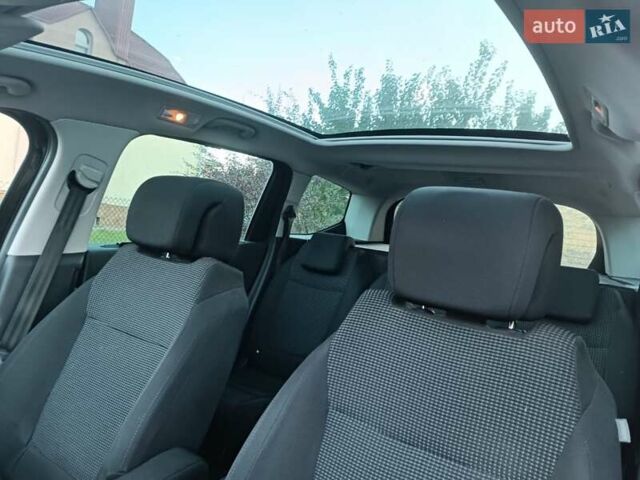 Черный Пежо 5008, объемом двигателя 2 л и пробегом 254 тыс. км за 9600 $, фото 22 на Automoto.ua