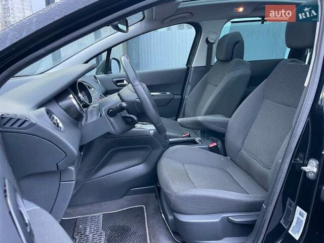 Черный Пежо 5008, объемом двигателя 1.6 л и пробегом 237 тыс. км за 8990 $, фото 8 на Automoto.ua