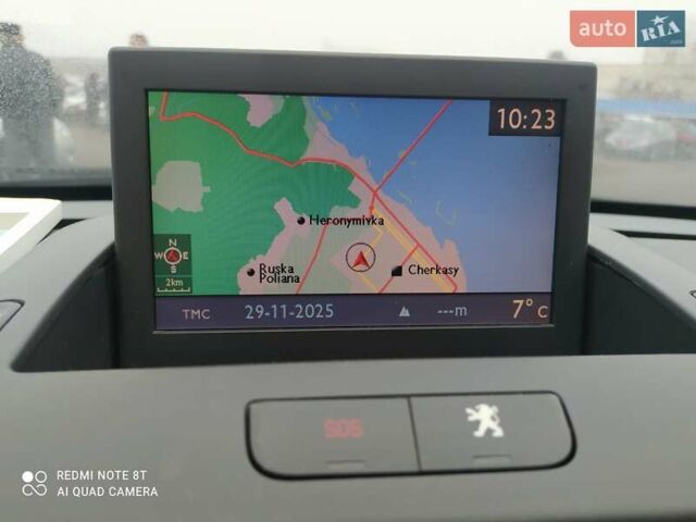 Черный Пежо 5008, объемом двигателя 1.6 л и пробегом 235 тыс. км за 8950 $, фото 7 на Automoto.ua