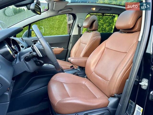 Пежо 5008 2012 у Стрые на Automoto.ua Чорний Пежо 5008, об'ємом двигуна 1.6 л та пробігом 225 тис. км за 7999 $, фото 1 на Automoto.ua